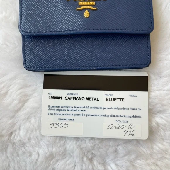 PRADA  Blue Leather Wallet authentic - Picture 4 of 7